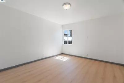 1006 72nd Ave, Oakland, CA 94621 - Photo 18