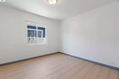 1006 72nd Ave, Oakland, CA 94621 - Photo 16