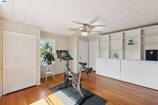 8233 Golf Links Rd, Oakland, CA 94605 - Photo 32