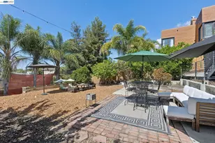 8233 Golf Links Rd, Oakland, CA 94605 - Photo 54