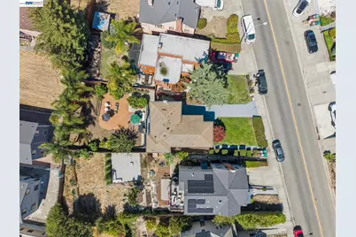 8233 Golf Links Rd, Oakland, CA 94605 - Photo 60