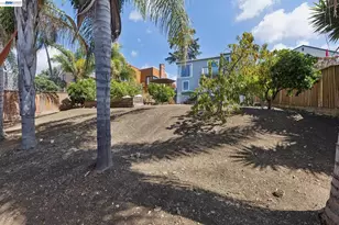 8233 Golf Links Rd, Oakland, CA 94605 - Photo 50