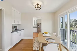 8233 Golf Links Rd, Oakland, CA 94605 - Photo 4