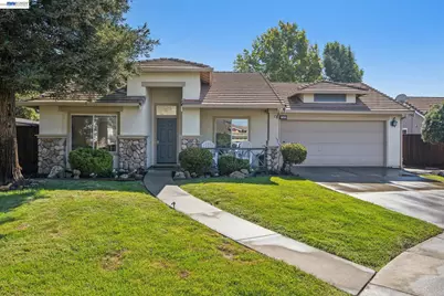 1395 Meadow Ct, Livermore, CA 94551 - Photo 2