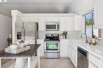 1395 Meadow Ct, Livermore, CA 94551 - Photo 20