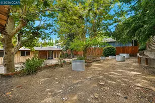 3214 Pine St, Martinez, CA 94553 - Photo 22