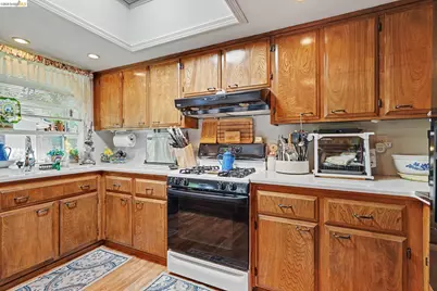 4005 Rimrock Dr, Antioch, CA 94509 - Photo 10