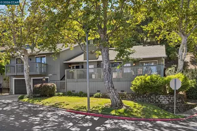 1792 Saint Andrews Dr, Moraga, CA 94556 - Photo 2