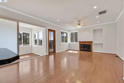 2825 Hillcrest Avenue, Hayward, CA 94542 - Photo 20