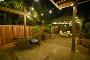 8051 Canyon Creek Cir, Pleasanton, CA 94588 - Photo 20