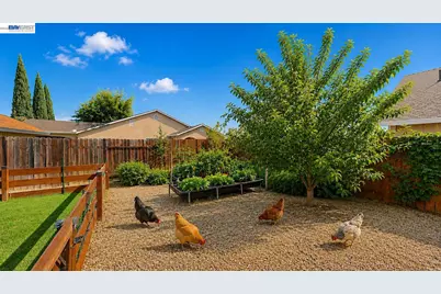 771 Twin Hills Dr, Galt, CA 95632 - Photo 32
