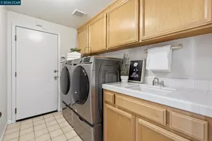 4700 Hunter Peak Ct, Antioch, CA 94531 - Photo 36