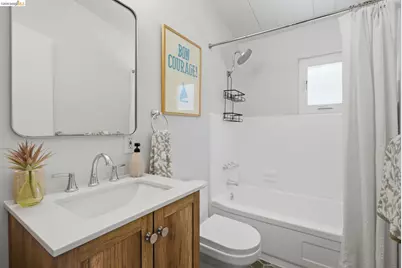 2317 Mira Vista Dr, El Cerrito, CA 94530 - Photo 18
