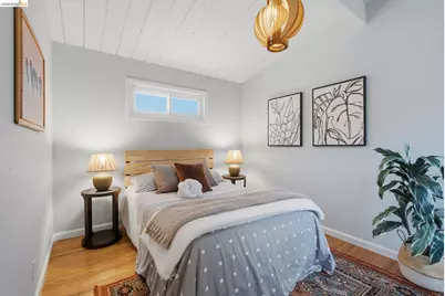 2317 Mira Vista Dr, El Cerrito, CA 94530 - Photo 12