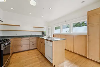 2730 Webster St, Berkeley, CA 94705 - Photo 18