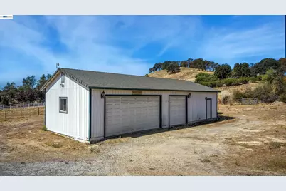 8060 Chardonnay Pl, Valley Springs, CA 95252 - Photo 16