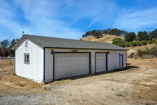8060 Chardonnay Pl, Valley Springs, CA 95252 - Photo 16