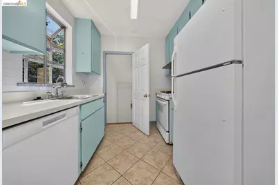 1058 Kains Ave, Albany, CA 94706 - Photo 26