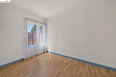 1058 Kains Ave, Albany, CA 94706 - Photo 16