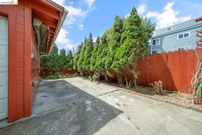 1058 Kains Ave, Albany, CA 94706 - Photo 32