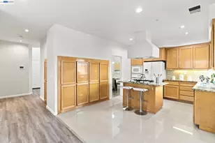 30898 Cambridge Way, Union City, CA 94587 - Photo 14