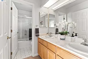 30898 Cambridge Way, Union City, CA 94587 - Photo 40