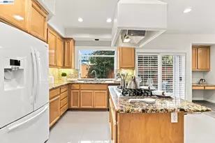 30898 Cambridge Way, Union City, CA 94587 - Photo 12