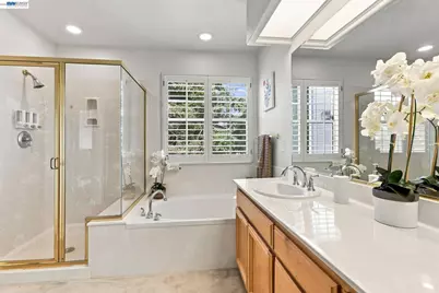 30898 Cambridge Way, Union City, CA 94587 - Photo 34