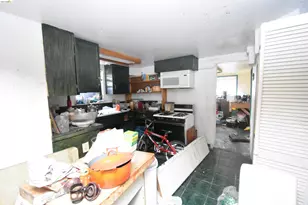 1922 Fairview St, Berkeley, CA 94703 - Photo 14