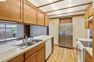 1112 Kelvin Rd, El Sobrante, CA 94803 - Photo 16