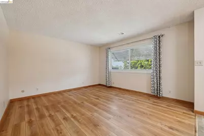 1112 Kelvin Rd, El Sobrante, CA 94803 - Photo 6