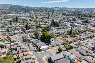 7014 Holly St, Oakland, CA 94621 - Photo 18