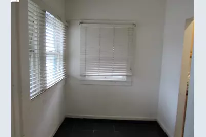 1315 84th Ave, Oakland, CA 94621 - Photo 8