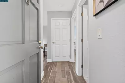 5318 Ridgeview Cir #5, El Sobrante, CA 94803 - Photo 4