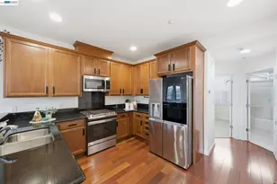 1012 Martin Luther King Dr, Hayward, CA 94541 - Photo 14