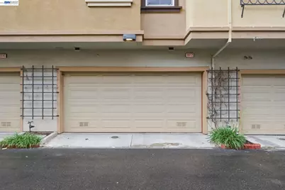 1012 Martin Luther King Dr, Hayward, CA 94541 - Photo 26