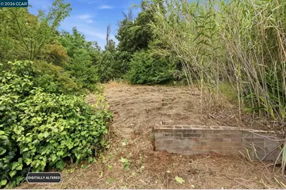 8910 Burr St, Oakland, CA 94605 - Photo 62