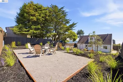 483 Heathcliff Dr, Pacifica, CA 94044 - Photo 32