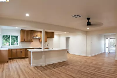 392 Grand Ave, Porterville, CA 93257 - Photo 8