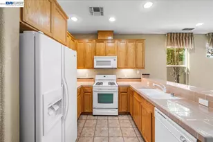 6685 Forget Me Not, Livermore, CA 94551 - Photo 16