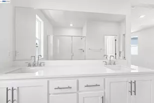 2107 Daimler St, Lathrop, CA 95330 - Photo 34