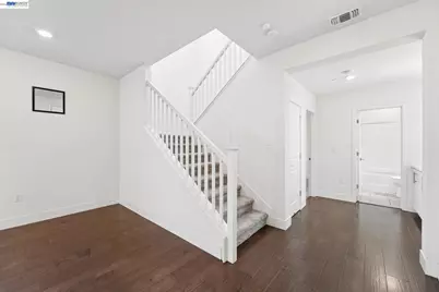 2107 Daimler St, Lathrop, CA 95330 - Photo 12