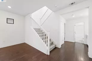 2107 Daimler St, Lathrop, CA 95330 - Photo 12