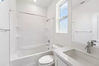 2107 Daimler St, Lathrop, CA 95330 - Photo 16