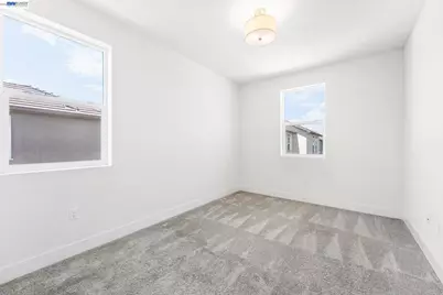 2107 Daimler St, Lathrop, CA 95330 - Photo 36