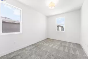 2107 Daimler St, Lathrop, CA 95330 - Photo 36