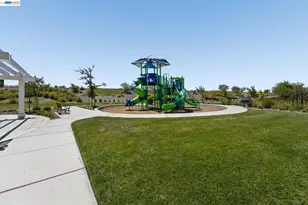 2107 Daimler St, Lathrop, CA 95330 - Photo 48