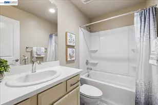 4398 Healdsburg Wy, Dublin, CA 94568 - Photo 14