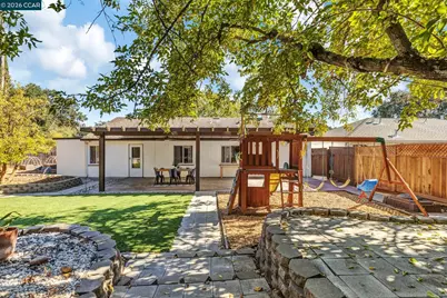 1162 Francine Ct, Concord, CA 94518 - Photo 1