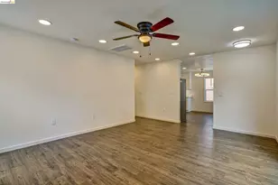 207 Bergedo, Oakland, CA 94603 - Photo 10